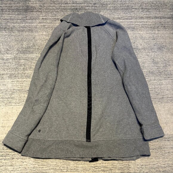 Lululemon Yin To My Yang Cardi Size 8 - Picture 3 of 8